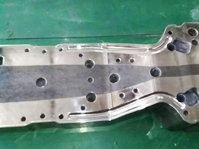 模具產(chǎn)品總是拉傷怎么辦？3招搞定它！